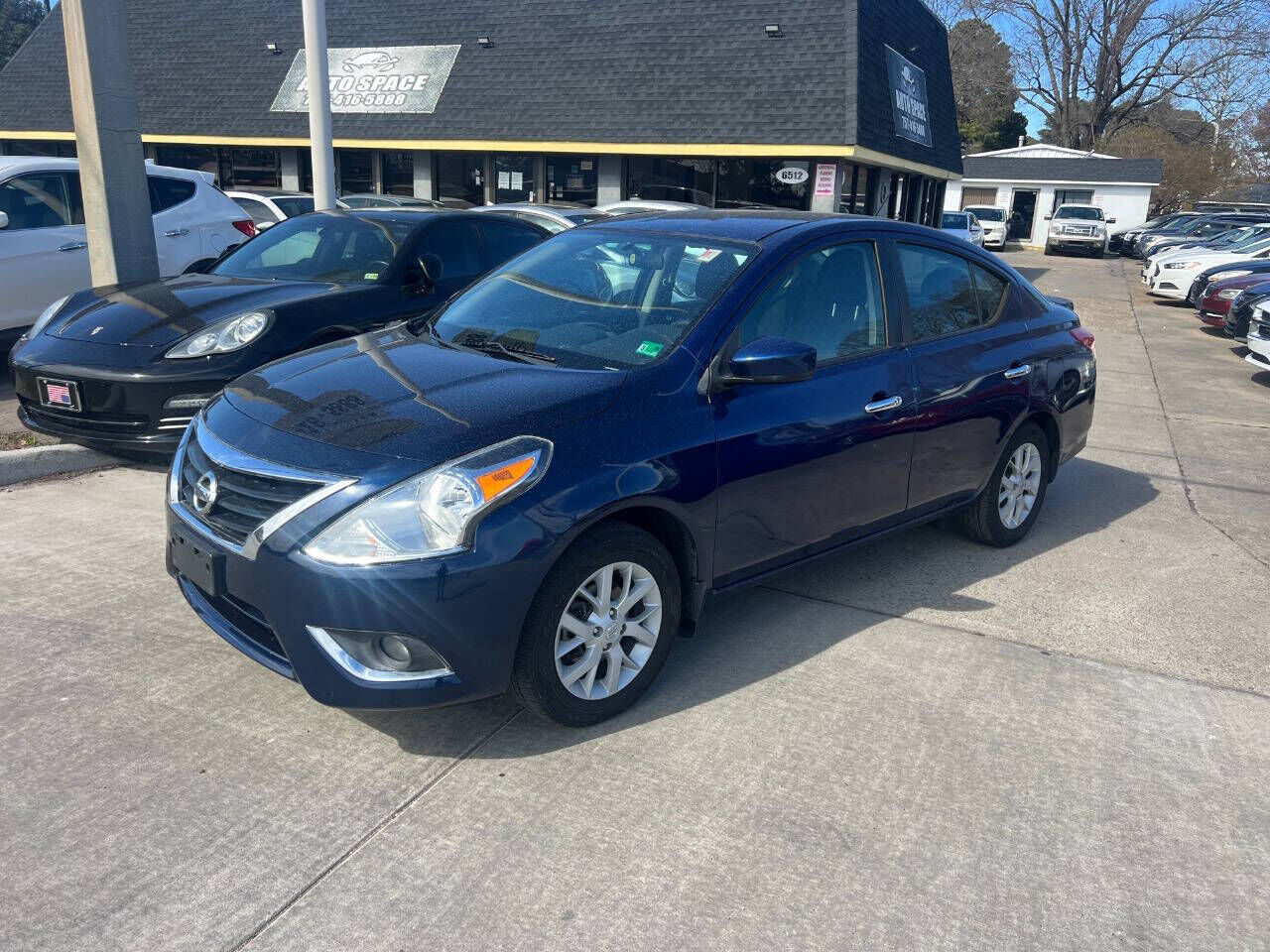2019 NISSAN Versa