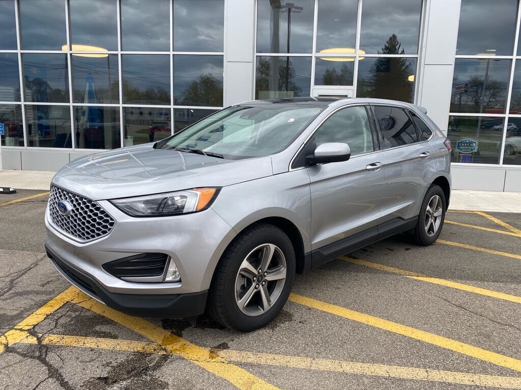 2024 FORD Edge