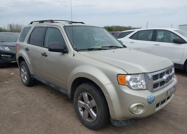 2010 FORD Escape