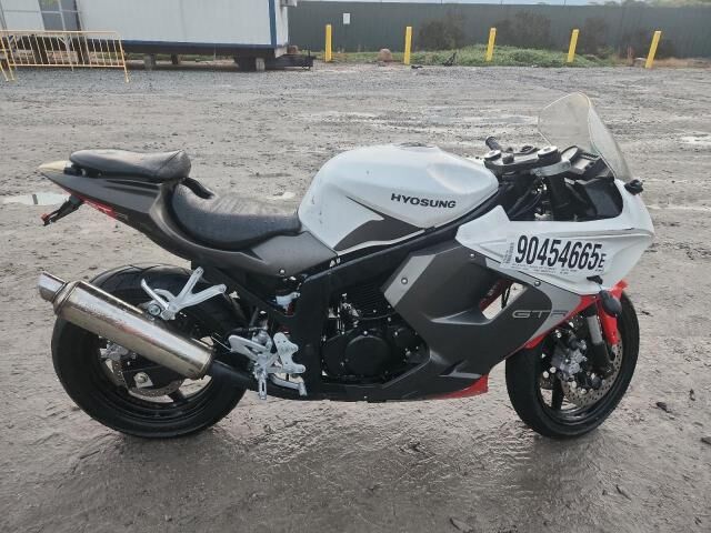 2013 HYOSUNG MOTORS & MACHINERY On Road Motorcycle