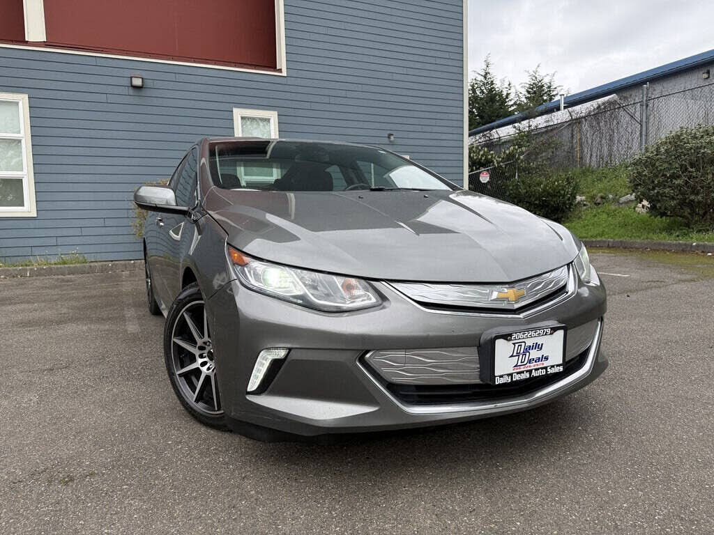2017 CHEVROLET Volt