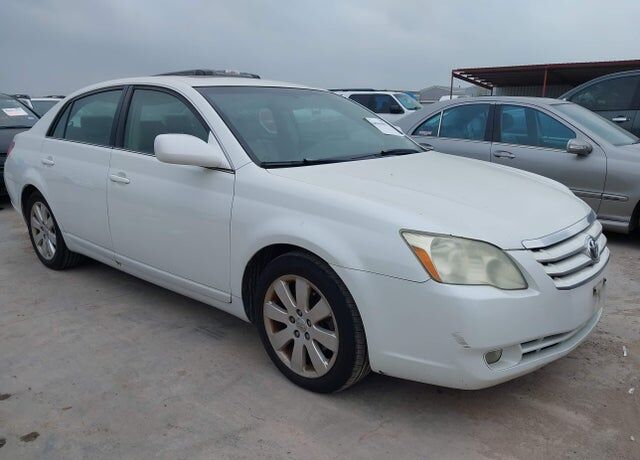 2006 TOYOTA Avalon