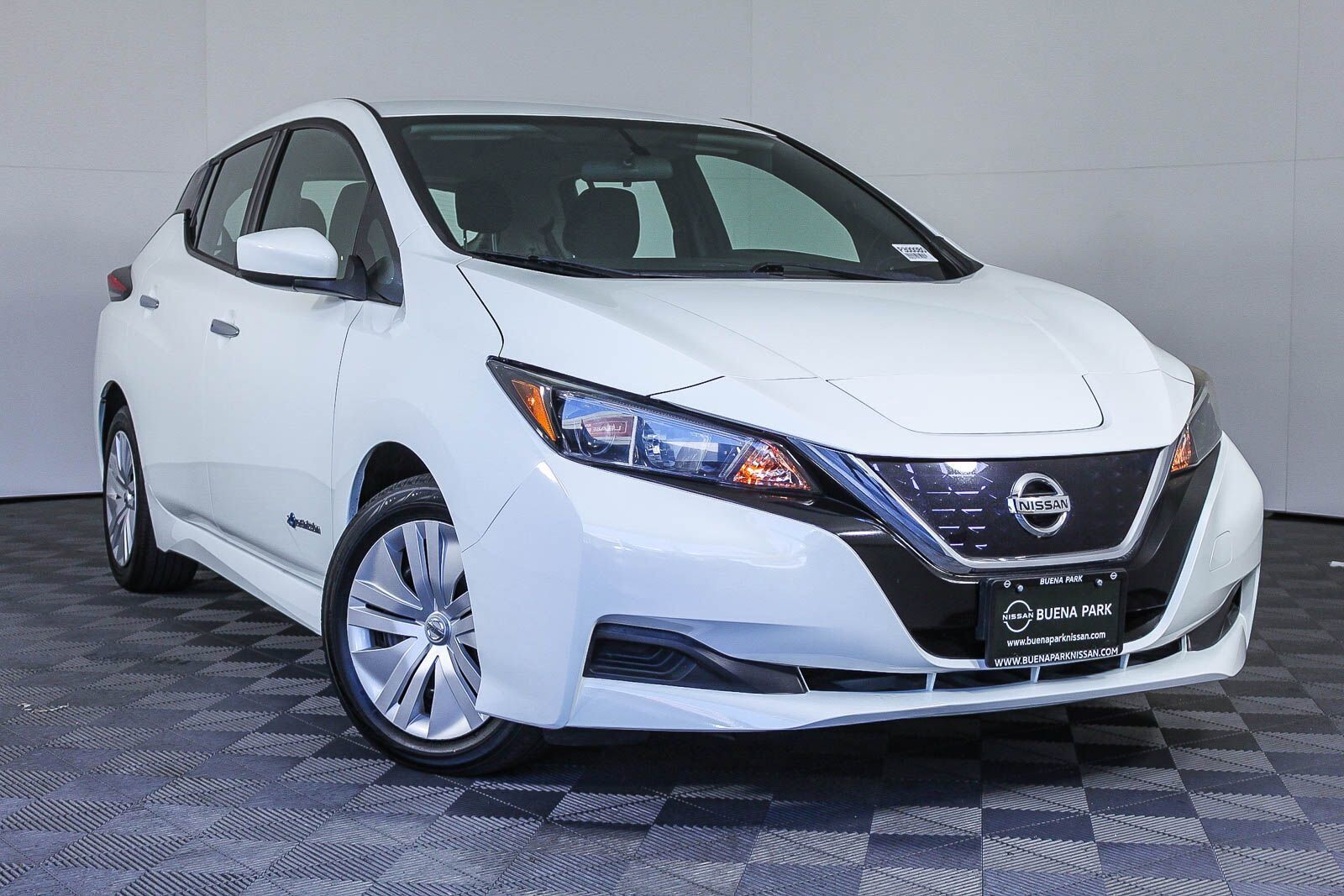 2019 NISSAN Leaf