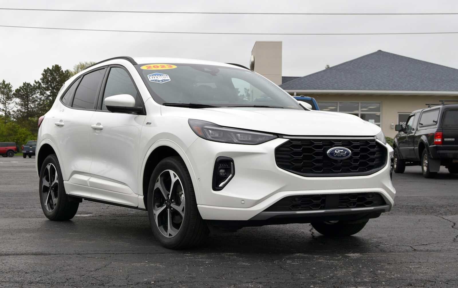 2023 FORD Escape
