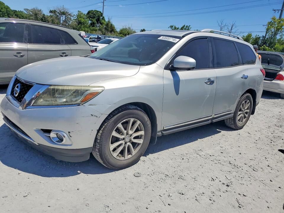 2016 NISSAN Pathfinder