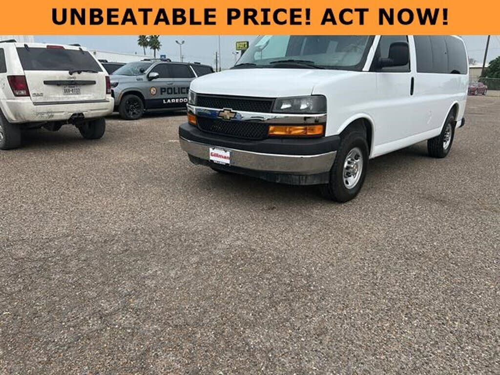 2025 CHEVROLET Express