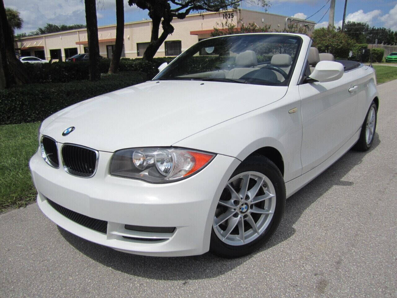 2010 BMW 1 Series