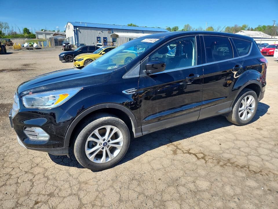 2017 FORD Escape