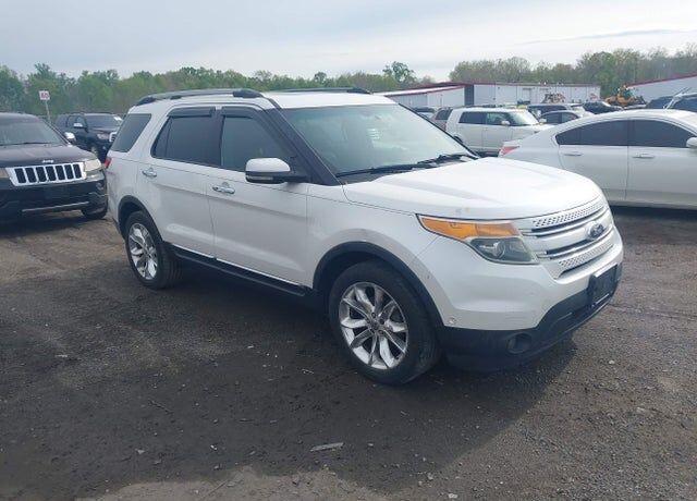 2011 FORD Explorer