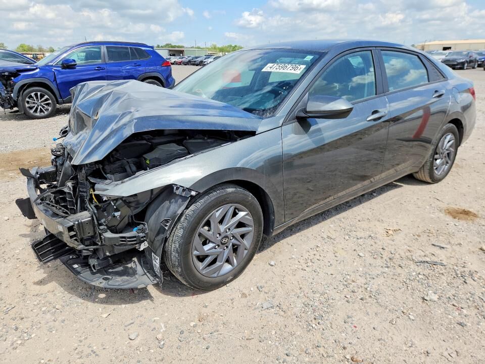 2024 HYUNDAI Elantra