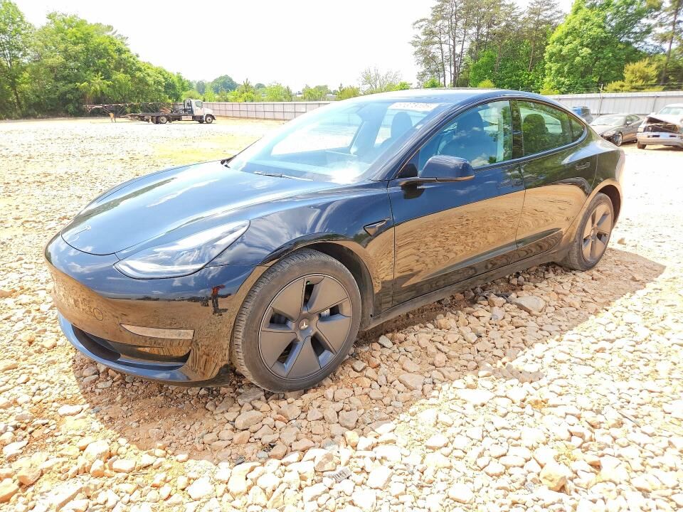 2021 TESLA Model 3