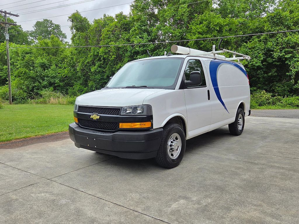 2019 CHEVROLET Express