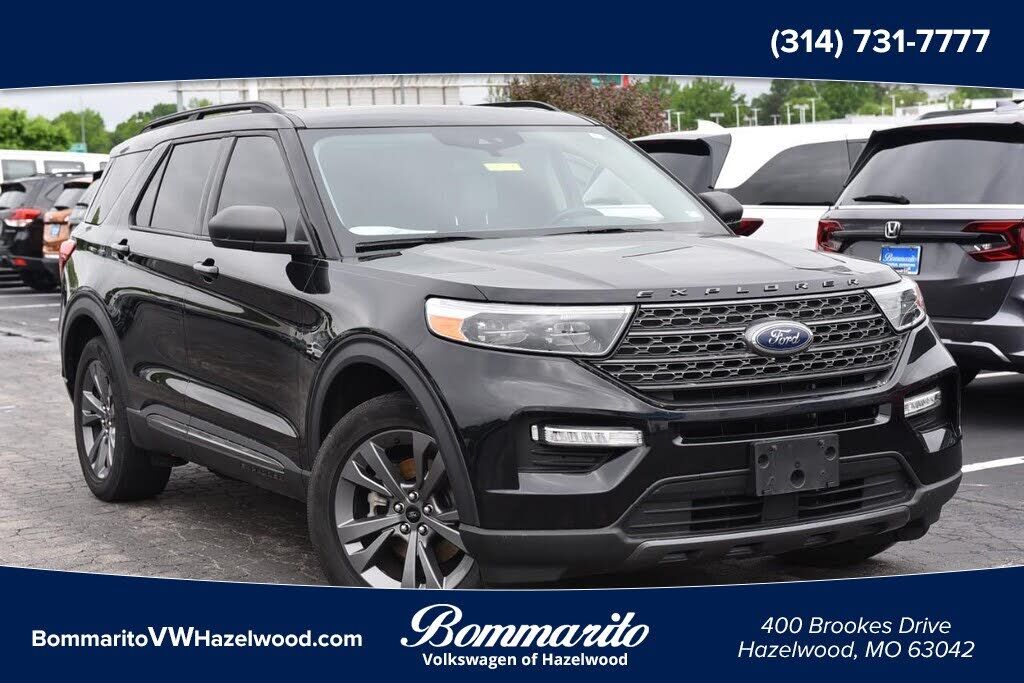 2021 FORD Explorer