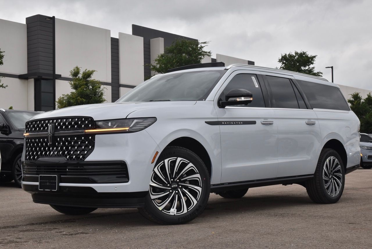 2026 LINCOLN Navigator L