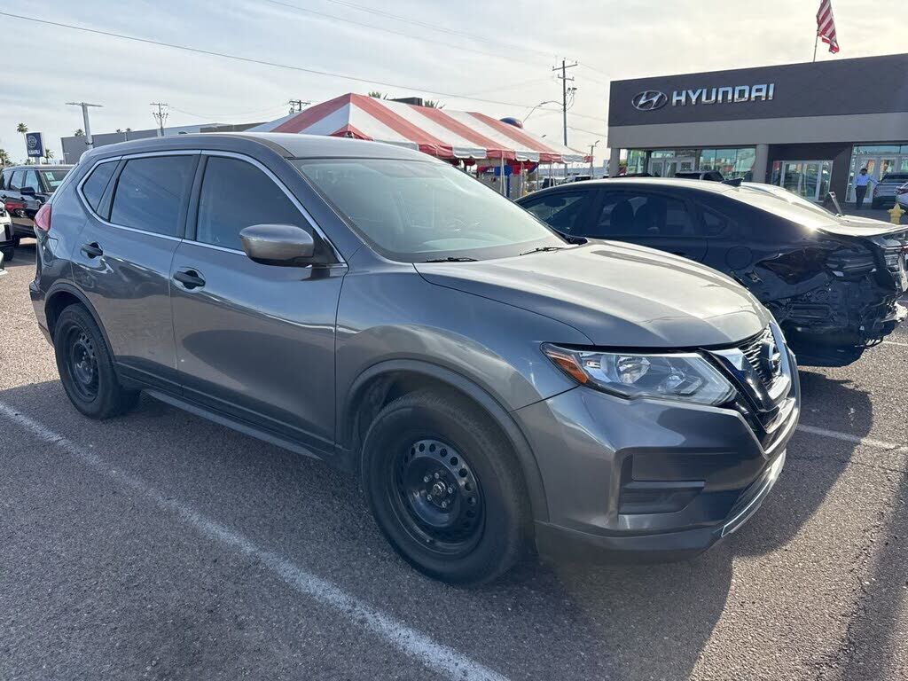 2017 NISSAN Rogue