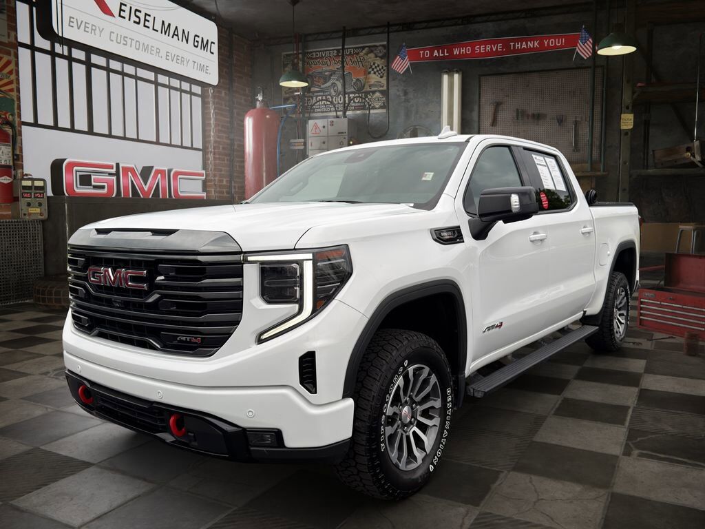 2023 GMC Sierra