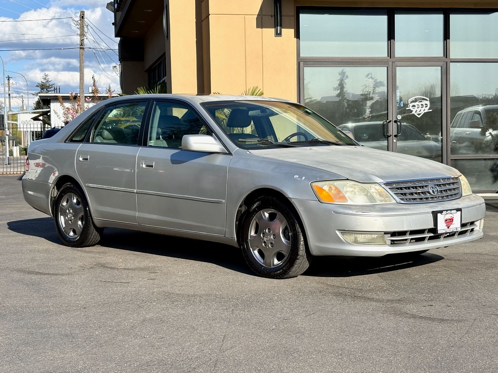 2004 TOYOTA Avalon