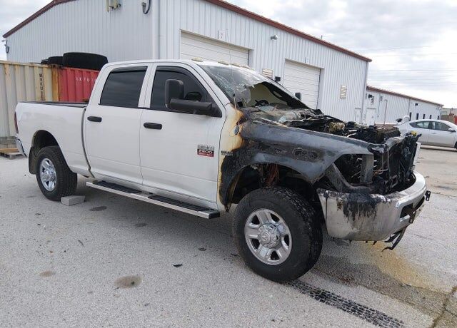 2012 DODGE Ram