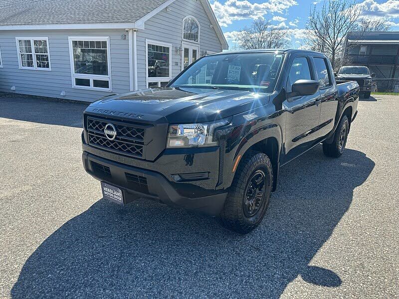 2022 NISSAN Frontier