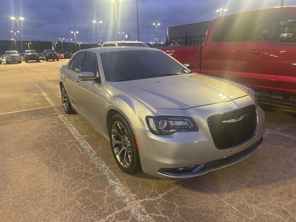 2018 CHRYSLER 300