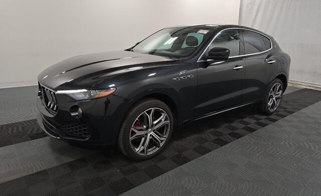 2023 MASERATI Levante