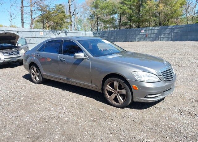 2012 MERCEDES-BENZ S-Class