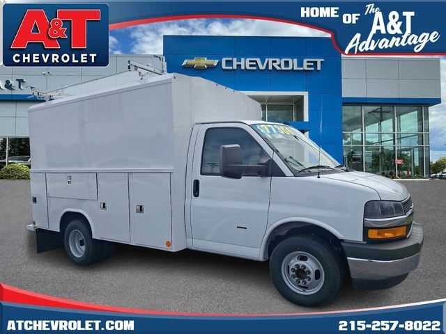 2026 CHEVROLET Express