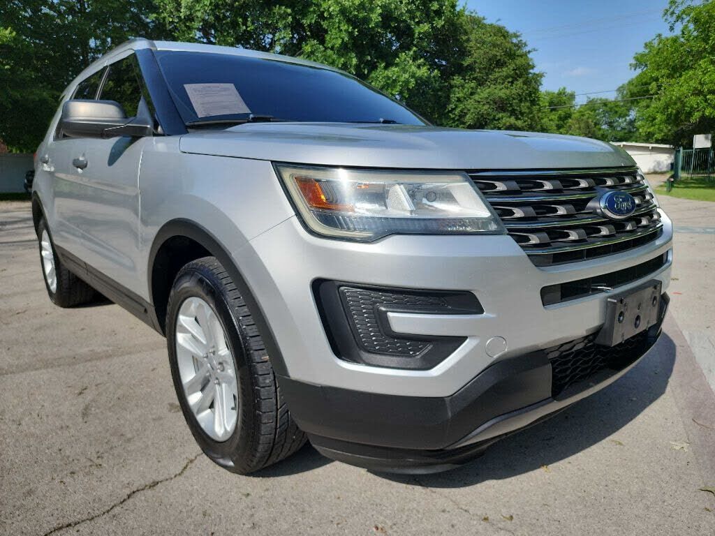 2017 FORD Explorer