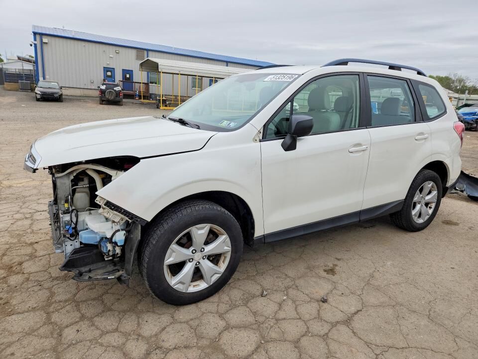 2016 SUBARU Forester