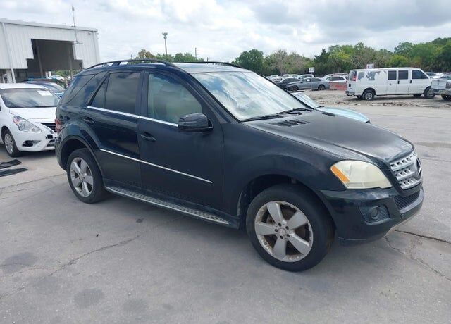 2011 MERCEDES-BENZ M-Class