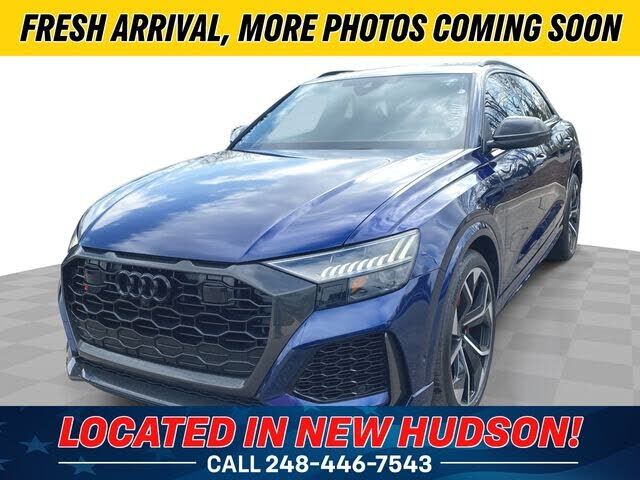 2024 AUDI RS Q8