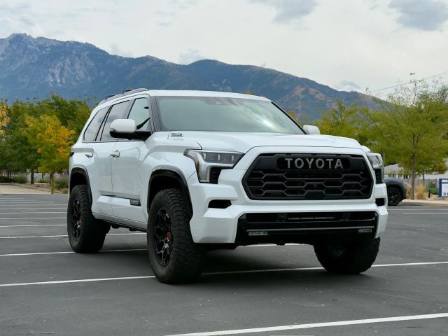 2024 TOYOTA Sequoia