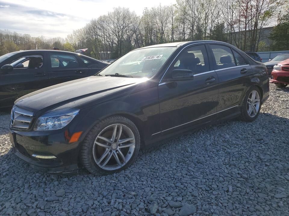 2011 MERCEDES-BENZ C-Class