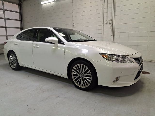 2013 LEXUS ES