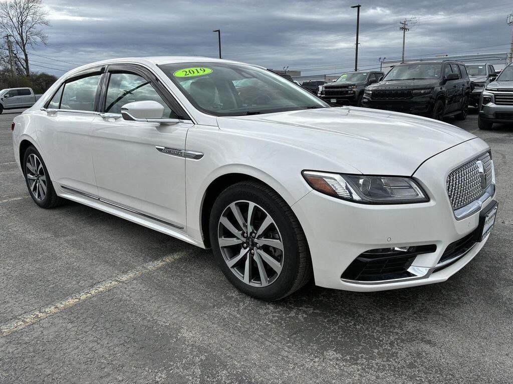 2019 LINCOLN Continental