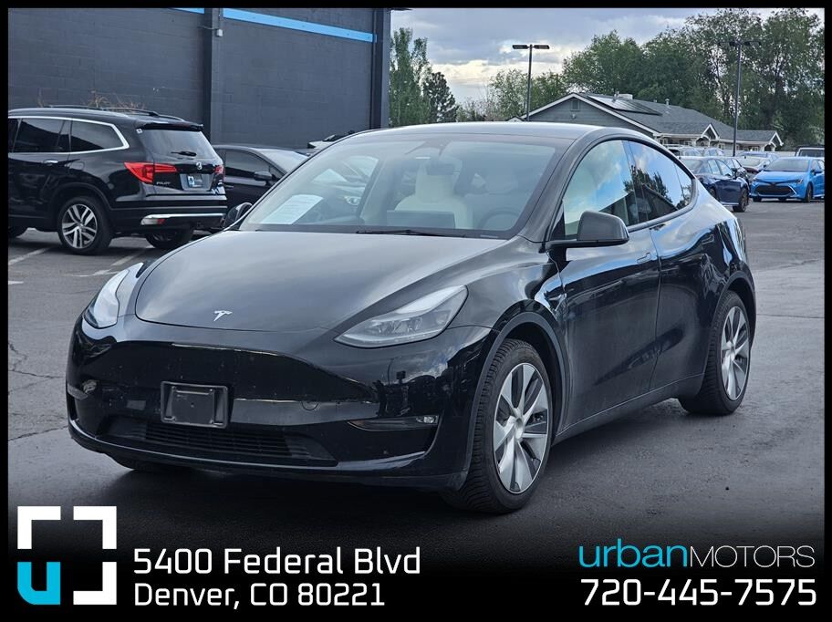 2023 TESLA Model Y