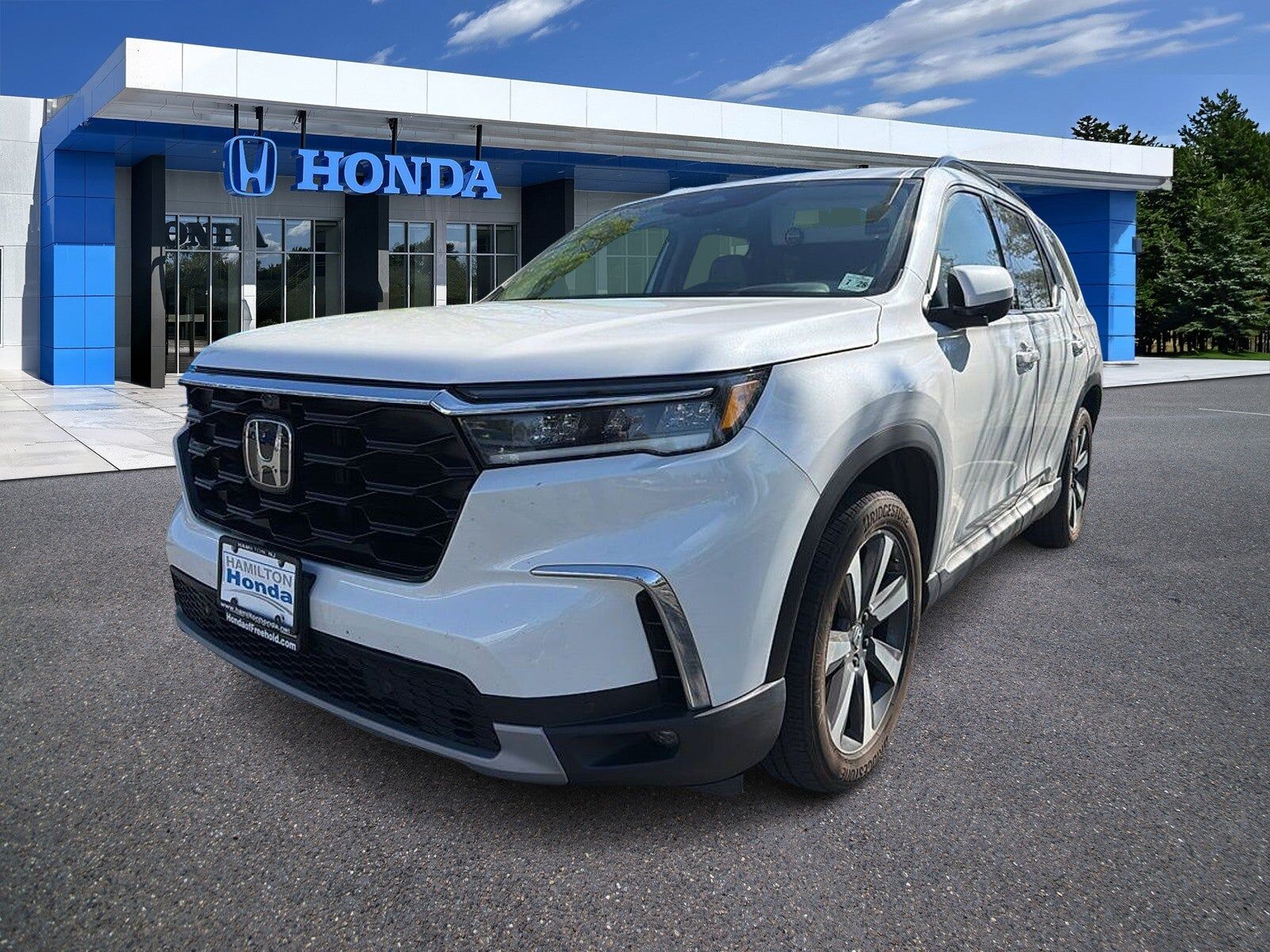 2023 HONDA Pilot