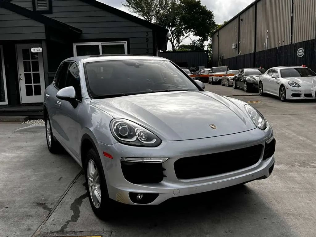 2016 PORSCHE Cayenne