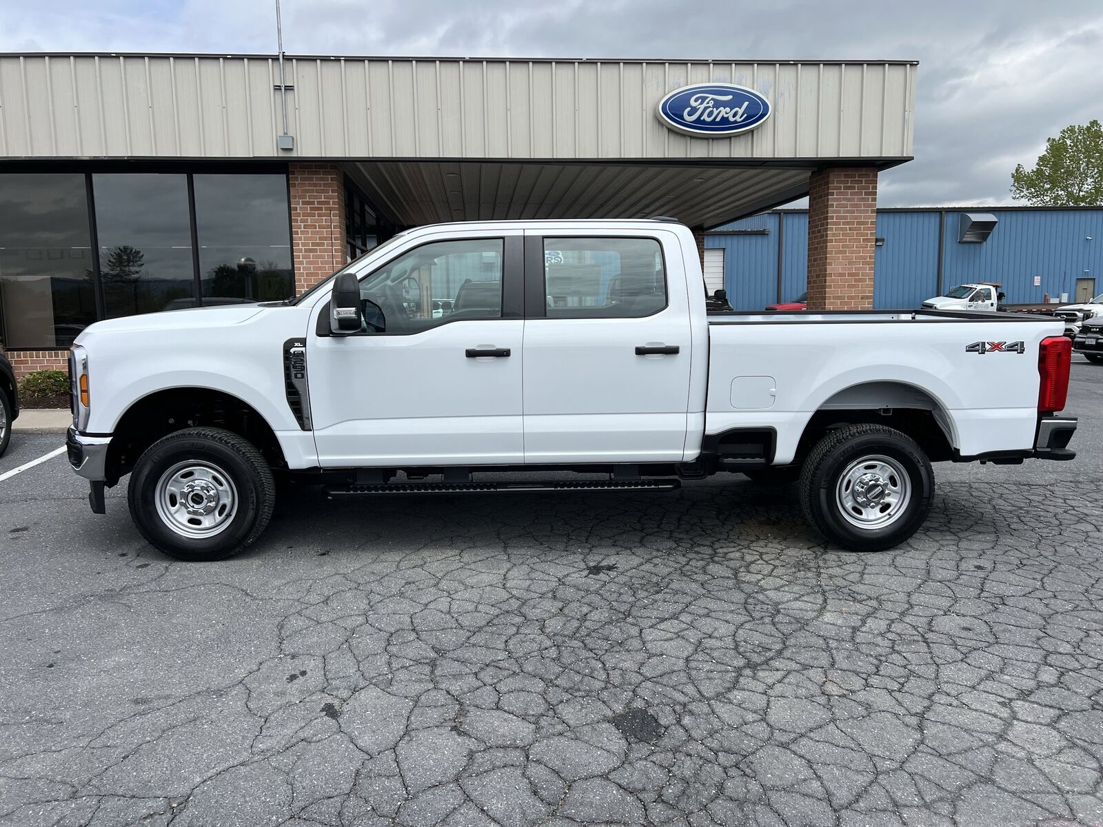 2026 FORD F-250
