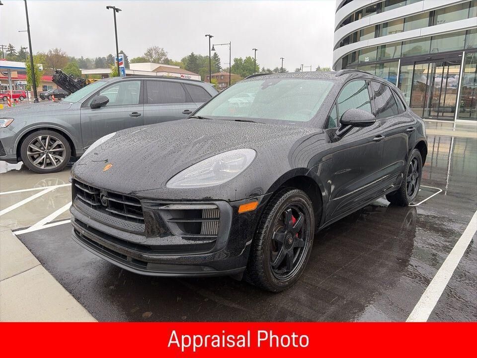 2023 PORSCHE Macan