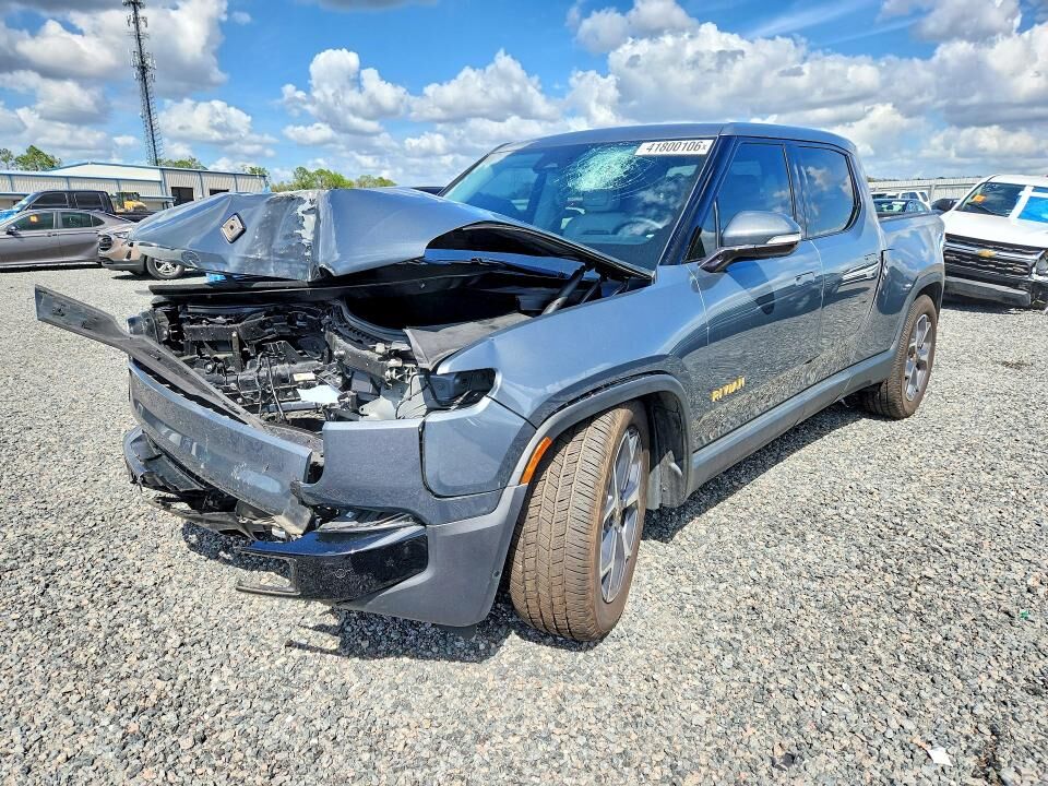 2022 RIVIAN R1T