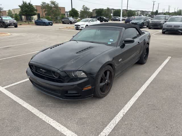 2013 FORD Mustang