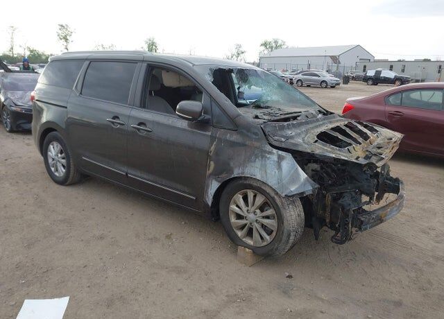 2016 KIA Sedona