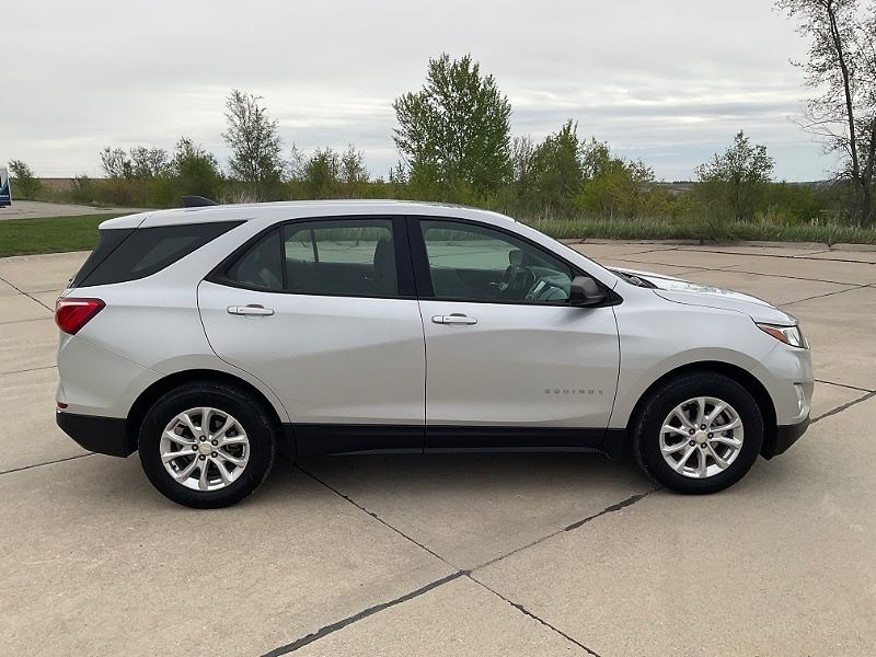 2018 CHEVROLET Equinox