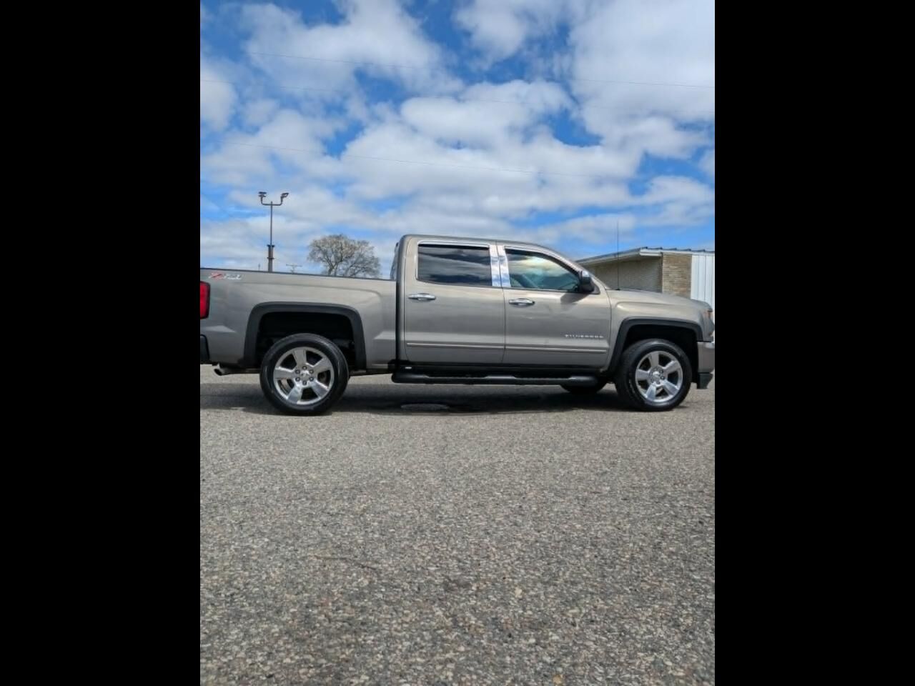 2017 CHEVROLET Silverado