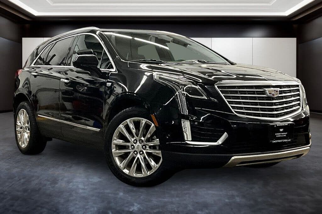 2017 CADILLAC XT5