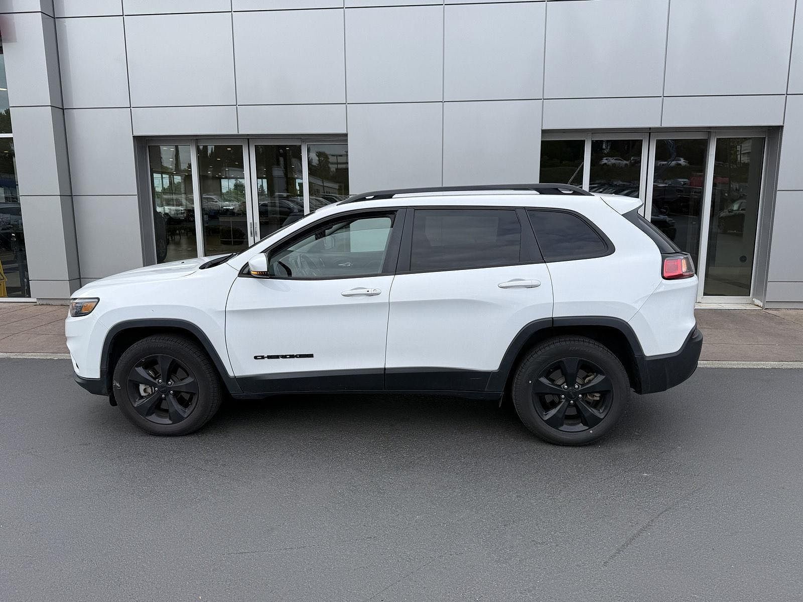 2020 JEEP Cherokee