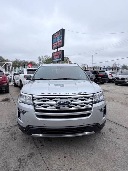 2019 FORD Explorer