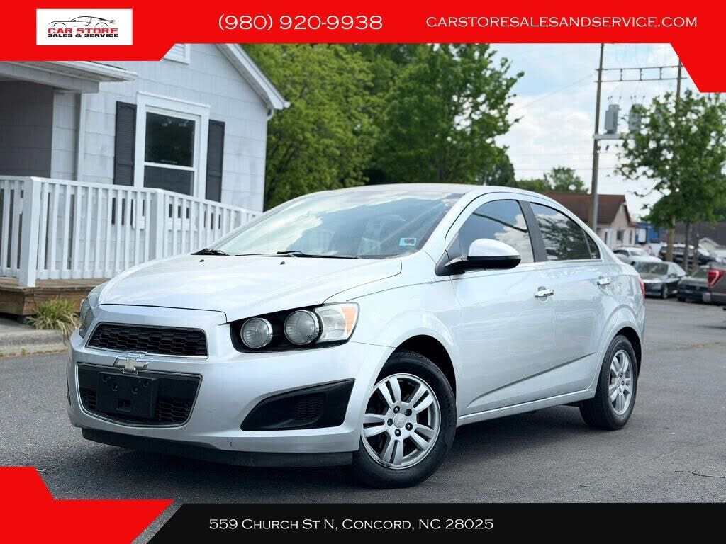 2013 CHEVROLET Sonic