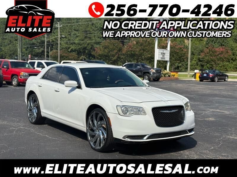 2015 CHRYSLER 300